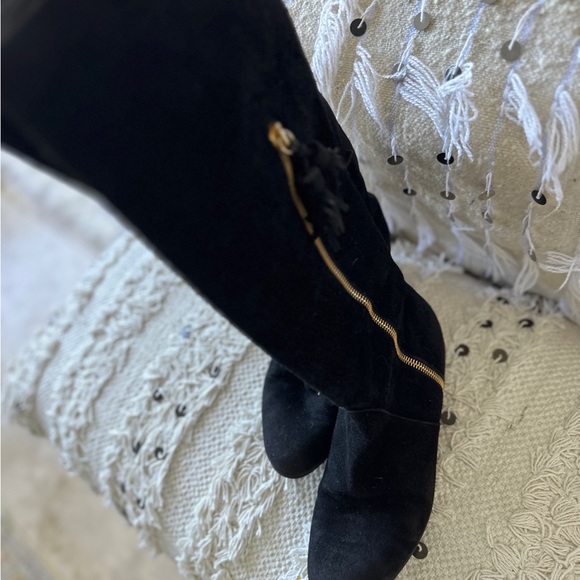 Stuart Weitzman black suede boots - Picture 6 of 8